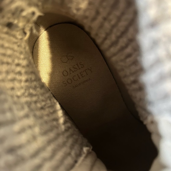 Oasis Society Boots - Picture 5 of 10